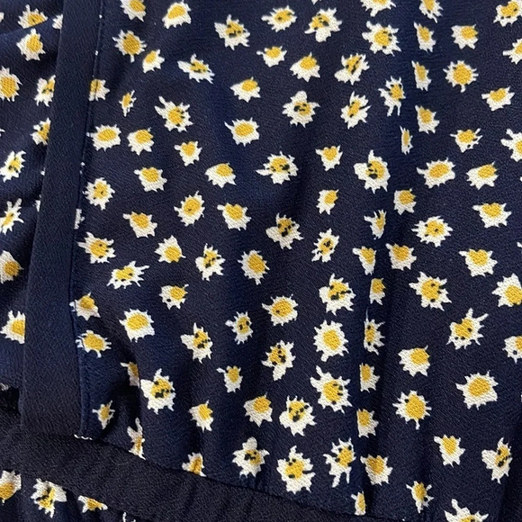 Max Studio longer sleeve dress - Picture 2 of 2